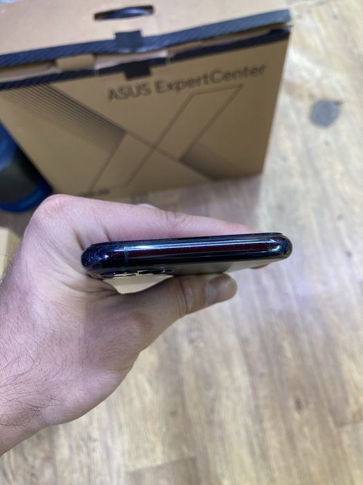 Продам IPhone 11 pro 64gb