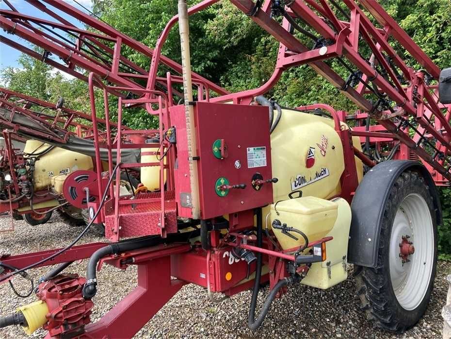 Met Instalatie erbicidat 2800- 4000 litri 24m an 2012 Hardi John Deere