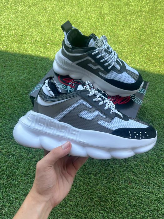 versace chain reaction 42