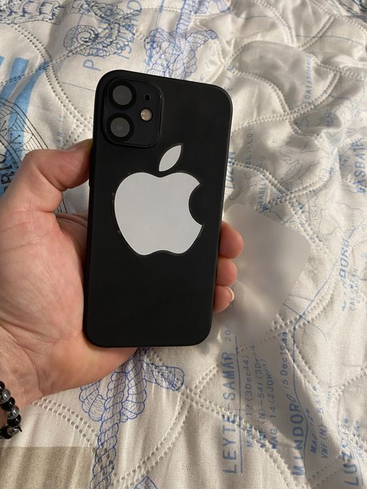 Iphone 12 mini 128gb  пълен компект като нов