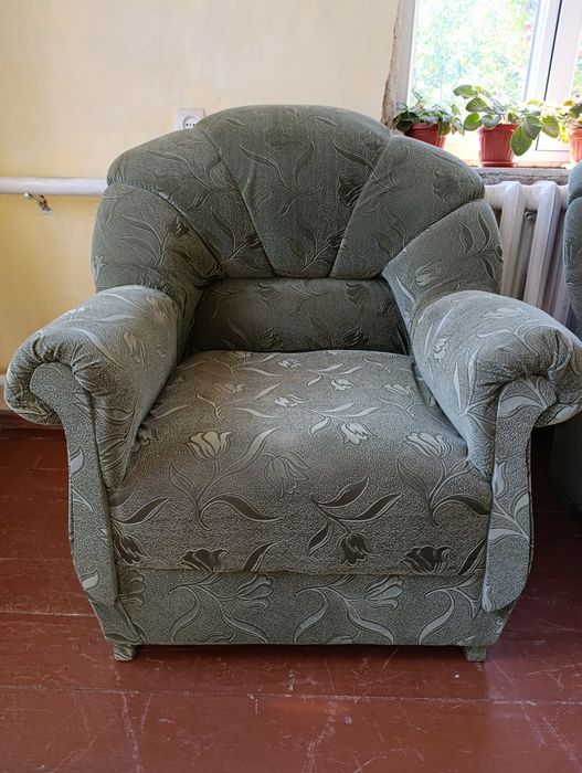 Продам мягкий уголок