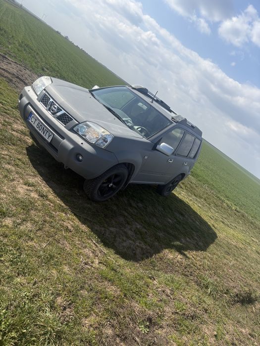 Vand sau schimb Nissan XTrail T30
