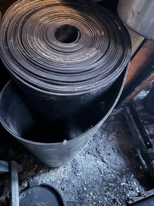 Лента транспортерная конвеерная.