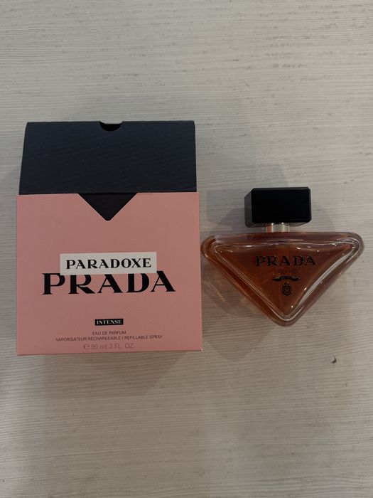продаю оригинальные духи Prada