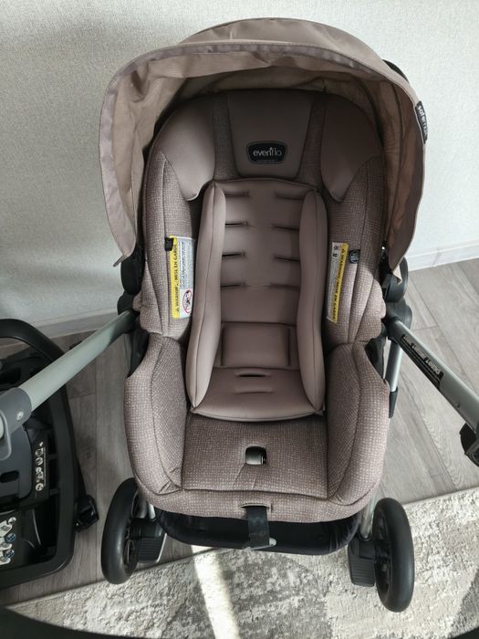 Продается коляска Evenflo 3 in 1