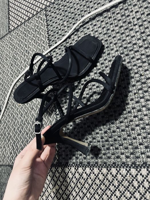 Продаётсая обувь