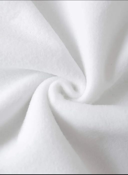 Бял дамски суичър жилетка с качулка размер М,нов,