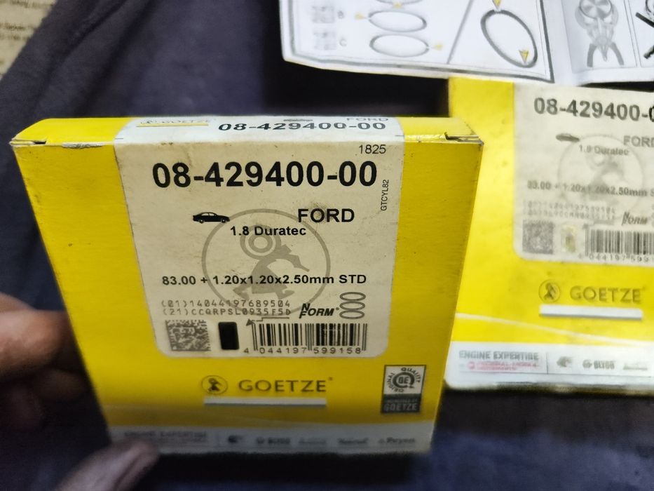 Сегменти и гарнитура за глава за ford fokus 1.8 бензин