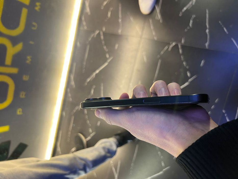 iphone 16 256гб 90%