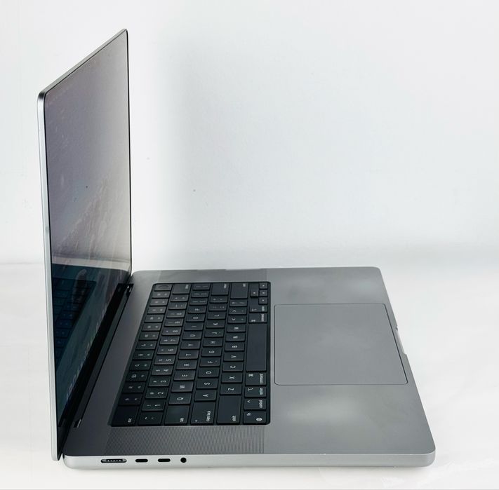 Apple MacBook Pro 16'' 2021 M1 PRO 16RAM 512GB SSD Гаранция!