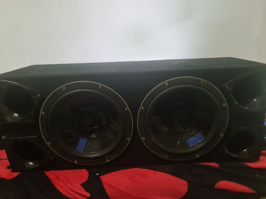 Subufer auto de vanzare