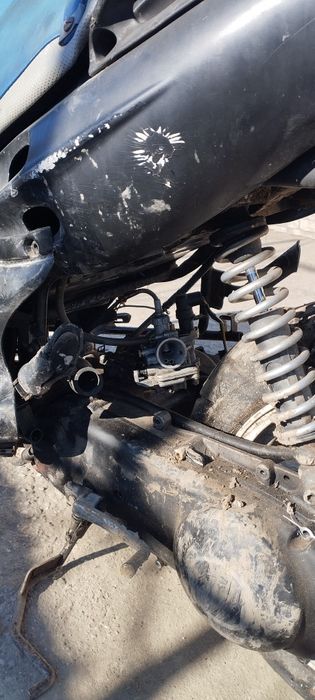 Vând scuter suzuki katana 80cc