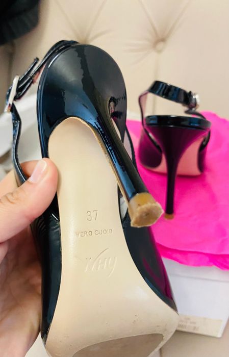 Pantofi decupați Anna Cori, piele lăcuită, purtați o singură dată, 37