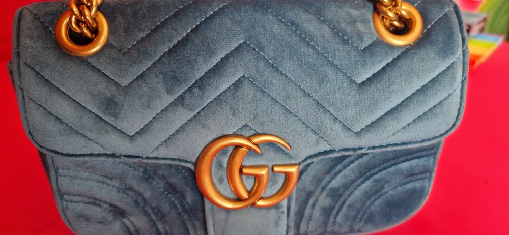 Geanta Gucci Marmont velvet