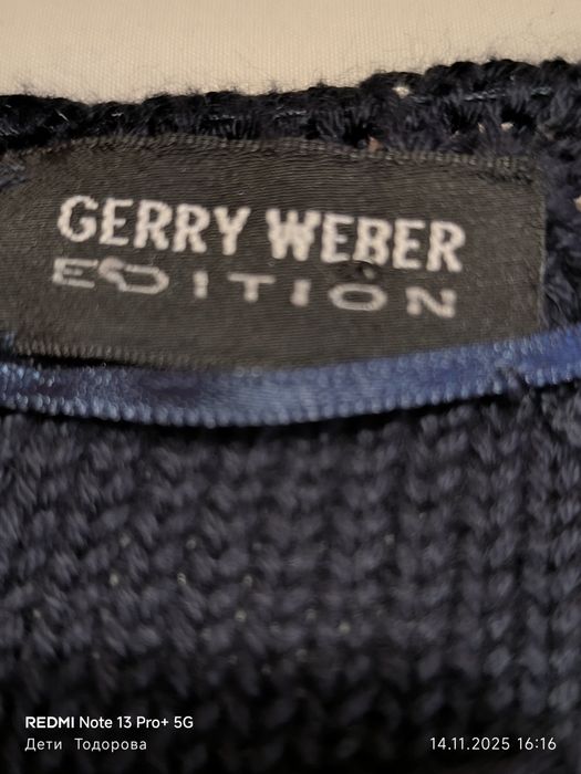 Продавам чисто нов,дамски тъмносин  пуловер без ръкави Gerry Weber.