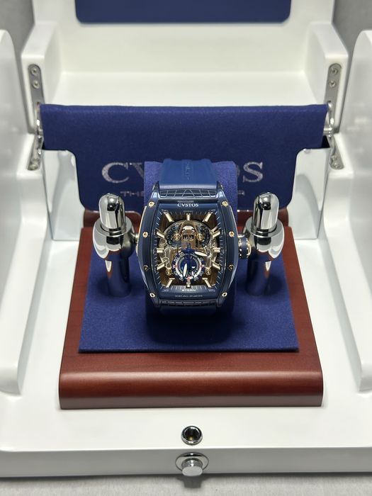 CVSTOS Sealiner GMT Blue Steel 5N Red Gold – Чисто нов!