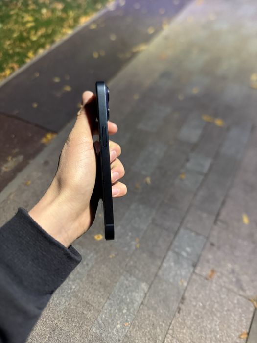 Продам iPhone 14  в хорошем состоянии