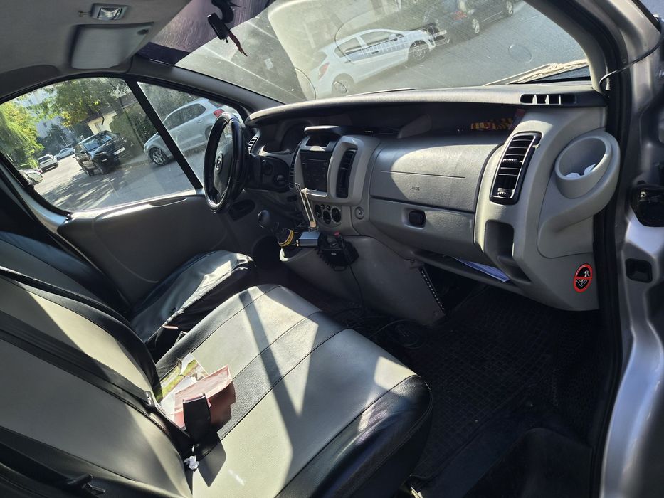 Opel vivaro 8+1 1.9 disel