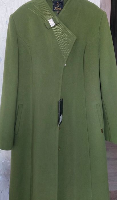 Продам пальто женское