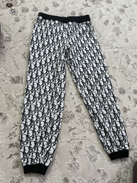 Детские вещи в отличном состояний