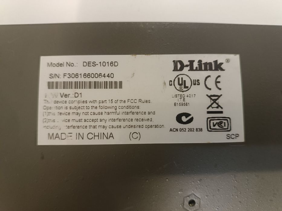 Коммутатор D-Link DES-1016D