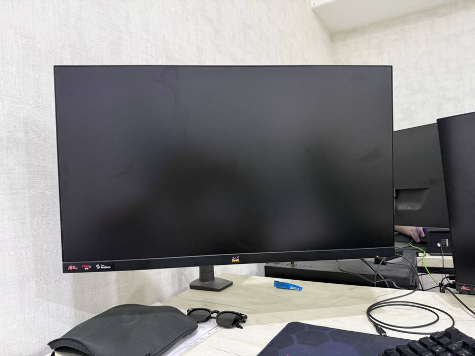Монитор ViewSonic 180hz