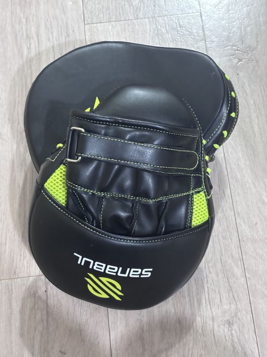 Лапа для единоборств