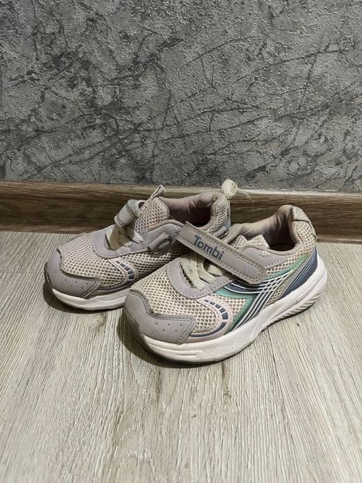 Отдам даром обуви