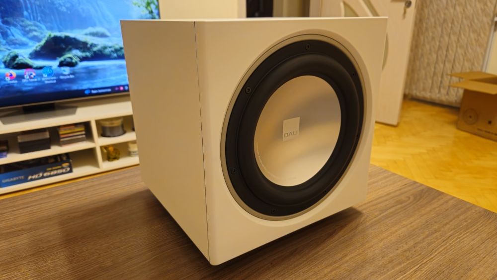 Нов субуфер DALI SUB E-9F White