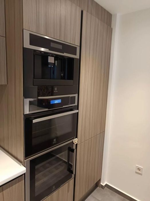 Дава се под наем Тристаен апартамент в София, Оборище - 90 кв.м за 900 € - Снимка #3