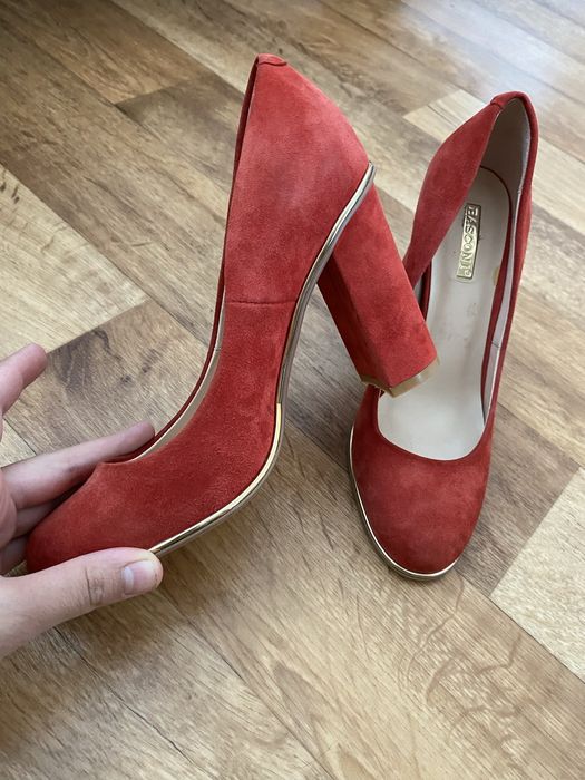 Женские туфли “Basconi”