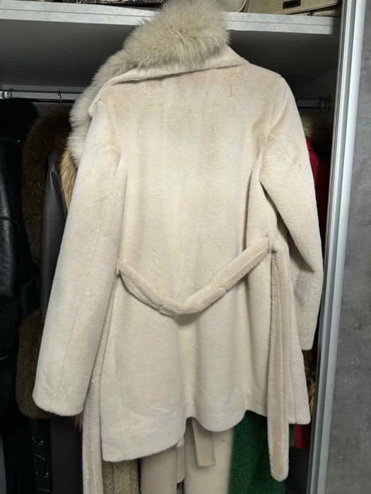 Палто с естествен косъм