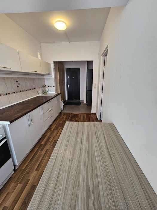 Inchiriez apartament 1 camera