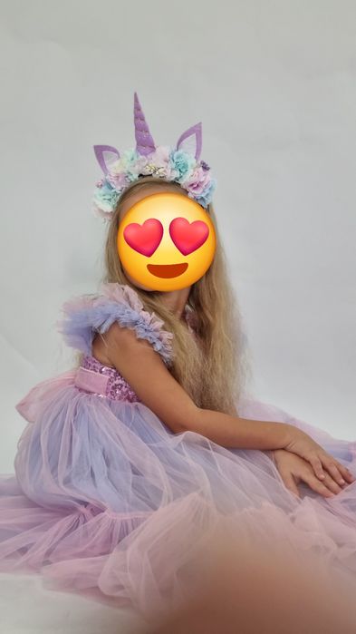 Шикарное  платье с ободком для девочки