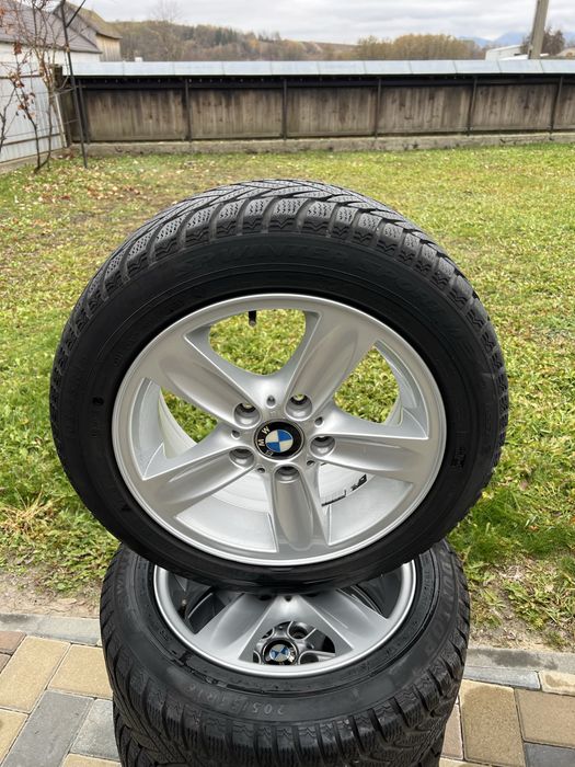 Jante aliaj de BMW  205x55x 16-M+S- Dunlop Runflat- nerulate in Romani