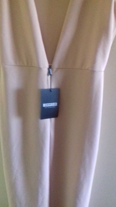 Елегантна дълга рокля