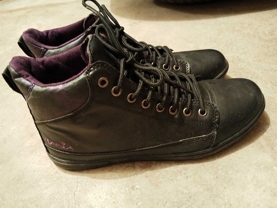 Кецове и обувки Stradivarius и други