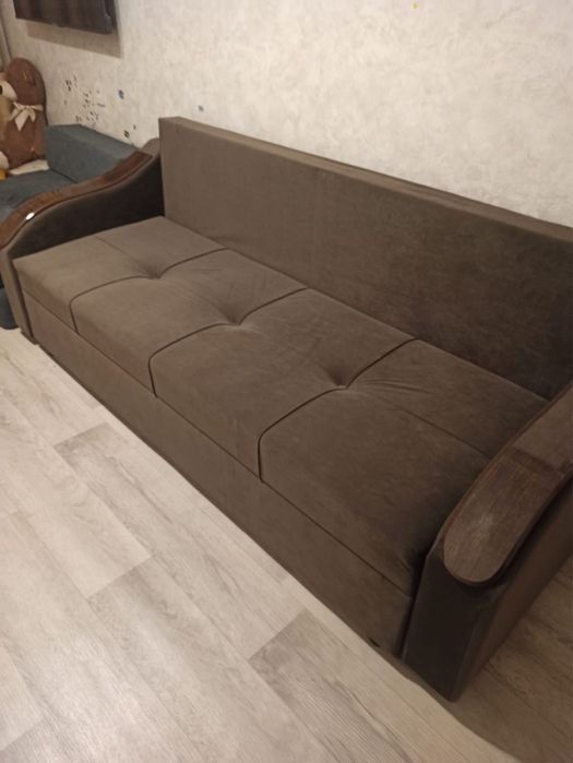 Раздвижной диван в отличном состоянии