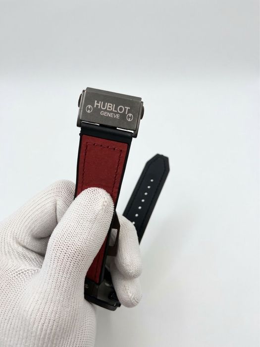 Часовник Hublot Big Bang RED