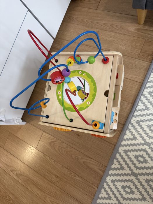 Монтесори Дървен образователен куб с активности Ферма Tooky Toy