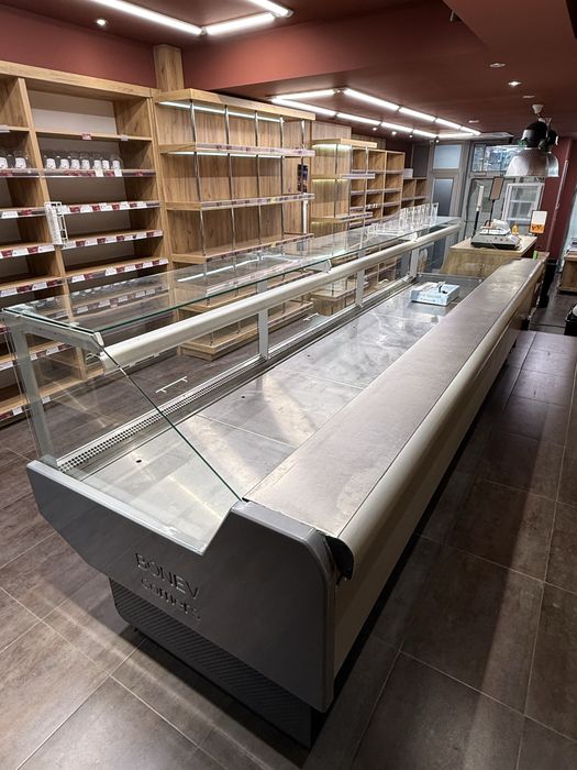 Хладилна Витрина/гастрономна