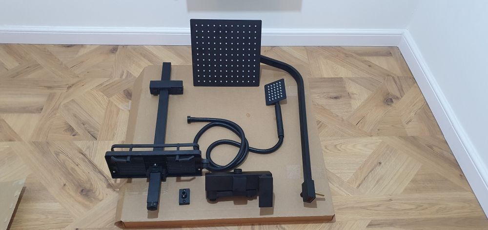 Coloana dus cu 3 functii curgere apa, negru mat