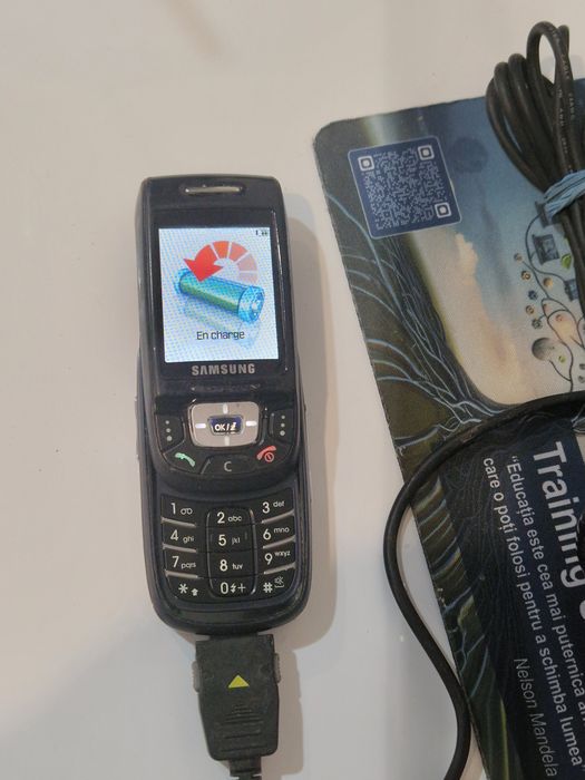 Telefon Samsung D500 cu încărcător original