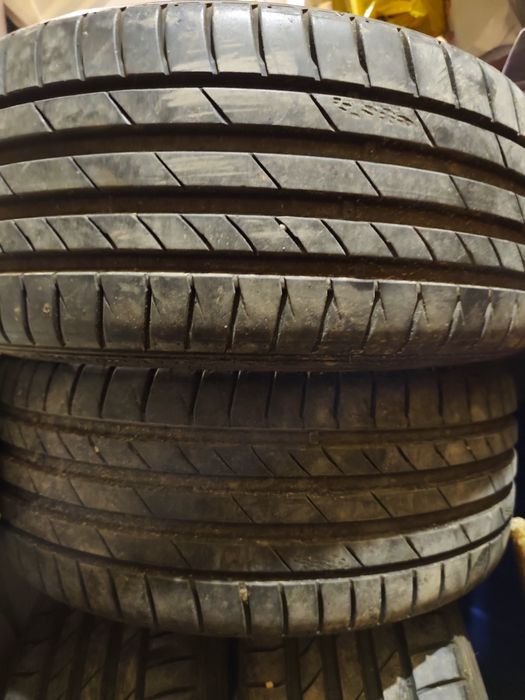 Kumho ecsta ps71  205/40/17