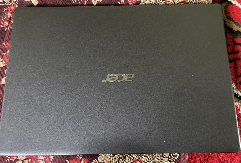 Noutbuk Aspire 3 A315 - 55G - 561G