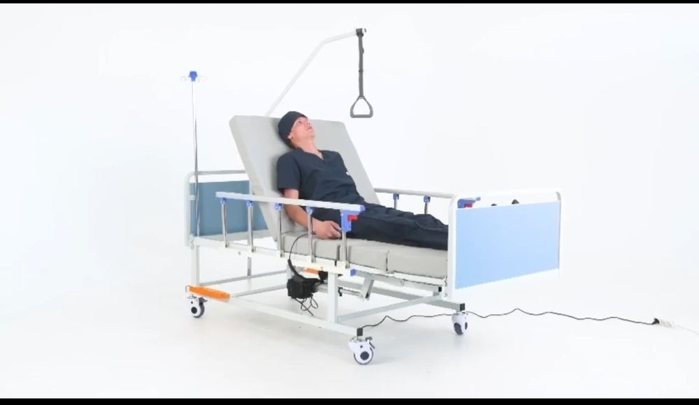 Медицинская кровать