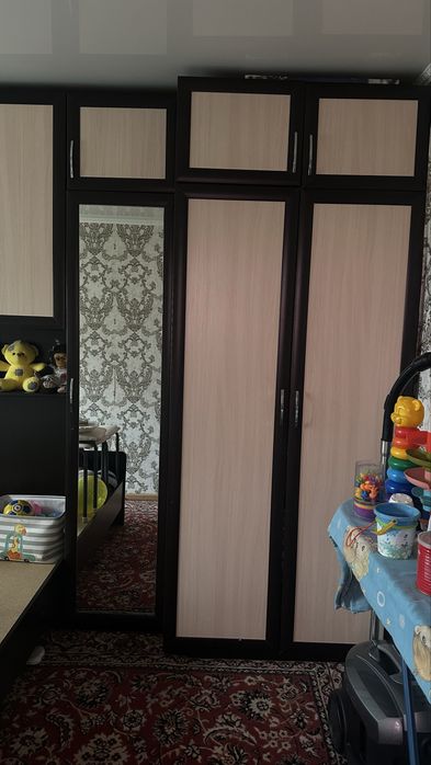 Продам Спальный Гарнитур