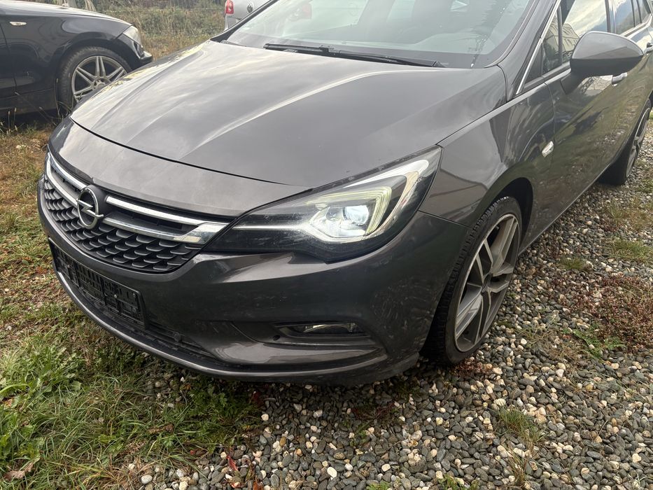 Opel astra k usor avariat