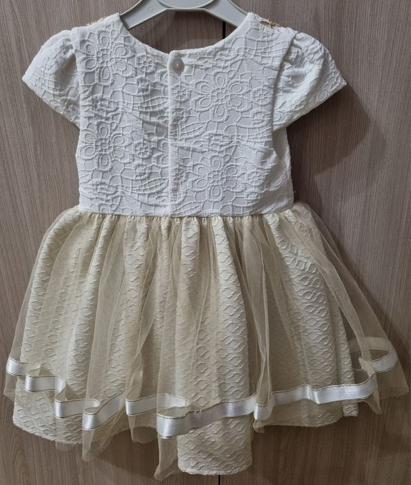 Нарядное новогоднее платье для малышки.