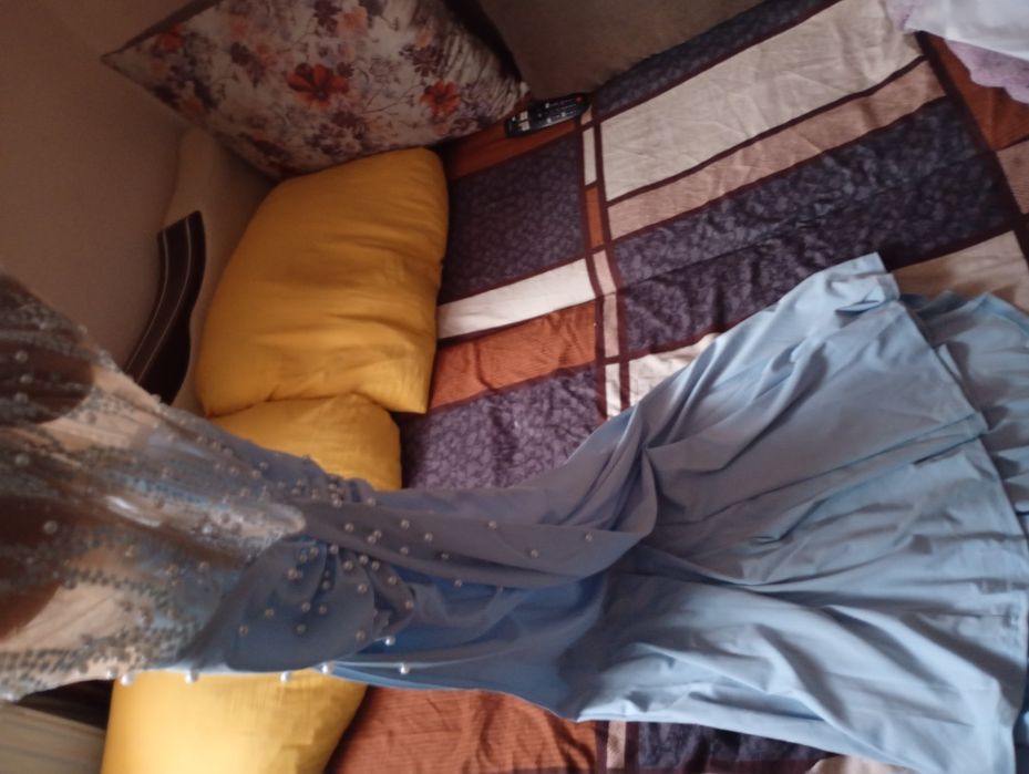 Vând urgent rochie eleganta